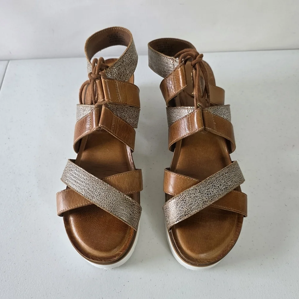 Diba True‎ Gitty Yup Leather Sandals Size 11 M Tie Ankle Strap Metallic Shoes